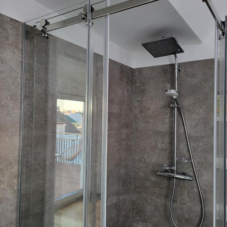 Skysuite Holiday Home Vienna Esterno foto